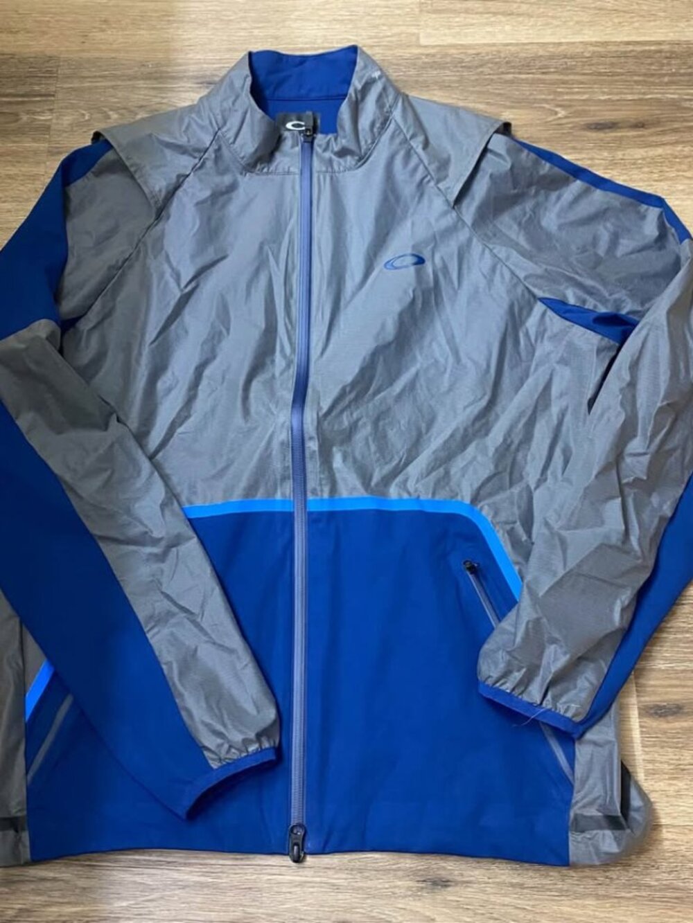 Oakley Men’s Target Line Waterproof Full Zip Golf Windbreaker Gray Blue Medium